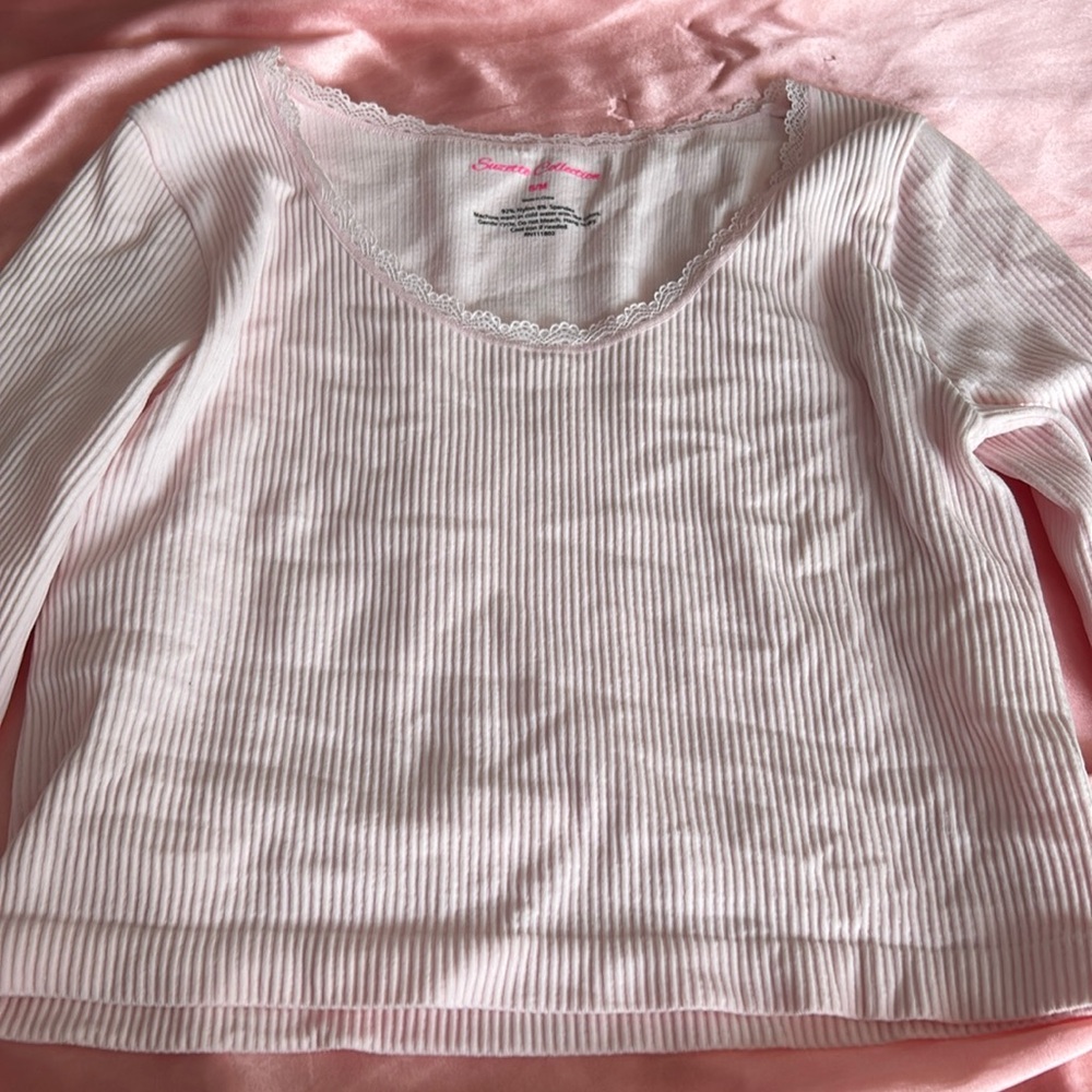Suzette collection s/m long sleeve crop top